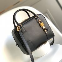 Loewe Amazona 19 Square Bag In Nappa Calfskin Black