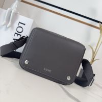 Loewe Medium Pebble Messenger Bag In Smooth Calfskin Grey