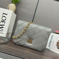 Loewe Puffer Goya In Pleated Shiny Nappa Lambskin Grey