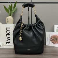Loewe Small Squeeze Bag In Mellow Nappa Lambskin Black