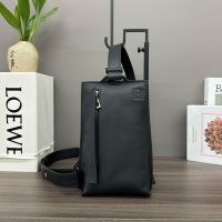 Loewe Vertical T Pocket In Grained Calfskin Black