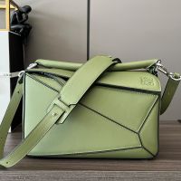 Loewe Medium Puzzle Bag In Classic Calfskin Green
