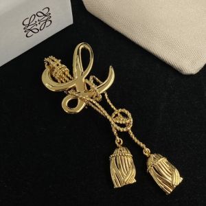 Loewe L Monogram Dangling Brooch In Metal Gold