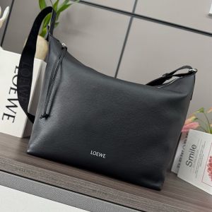 Loewe Medium Cubi Crossbody Bag In Supple Grained Calfskin Black