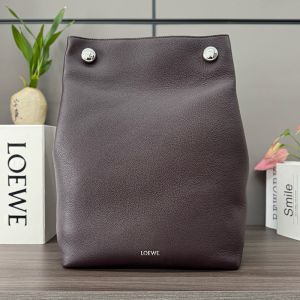 Loewe Pebble Hobo In Supple Grained Calfskin Burgundy